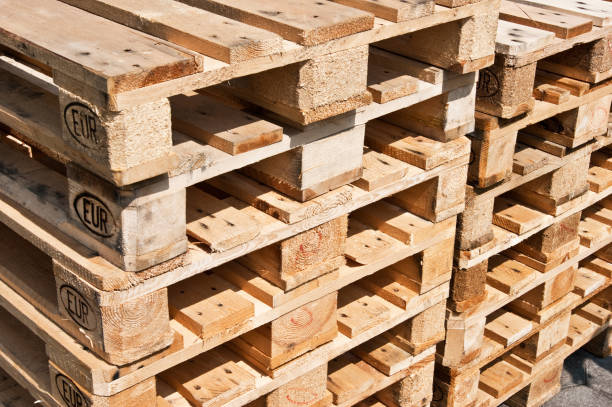 Sell Your Pallets to Pallet Supply